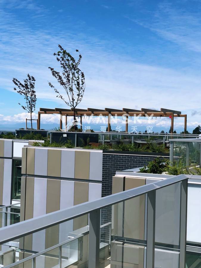 221027211244_outdoor social.jpg